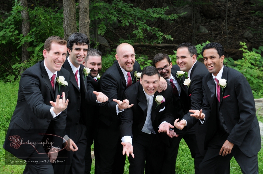 groomsman-doing-cool-things-photography-in-style