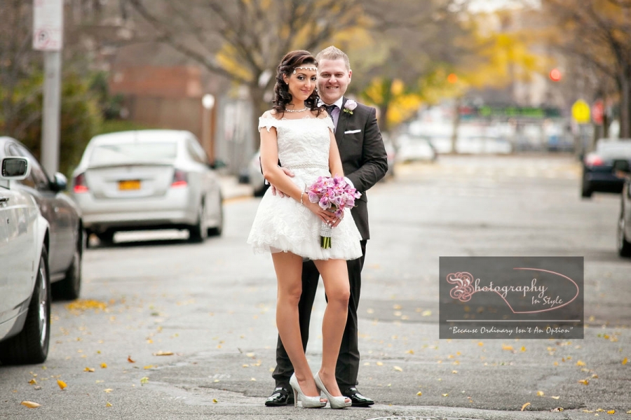 Bonnie-and-Clyde-wedding-style-photography-in-style
